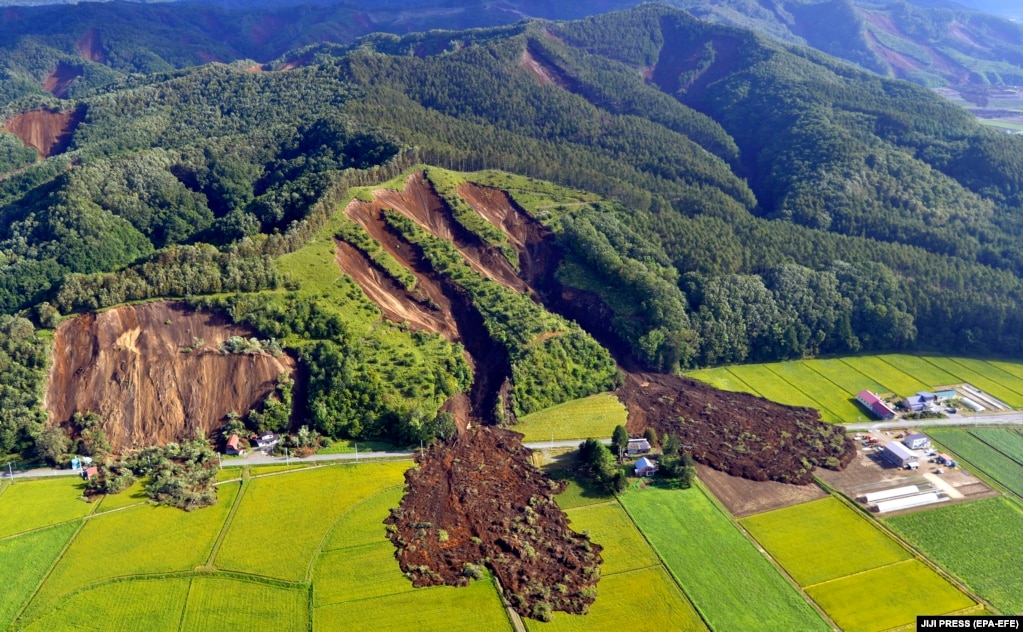 An aerial photo shows the aftermath of a large landslide that occurred after an earthquake hit Hokkaido in northern Japan on September 6. (epa-EFE/Jiji Press)
