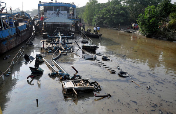 Bengal Tiger and the Sunderbans Threatened by Shipping Industry